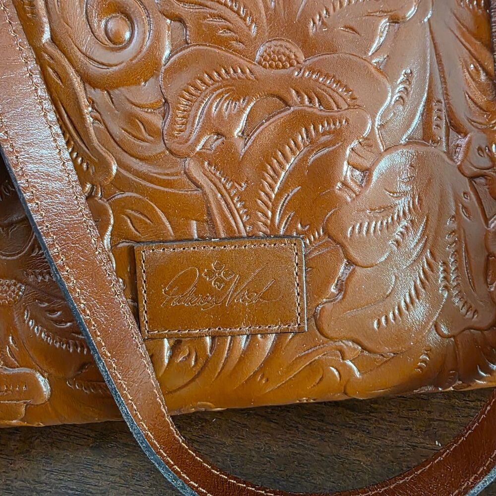 NWT Patricia Nash Benvenuto Florence Brown Tooled Large Tote Leather Studed Coin - Picture 5 of 11